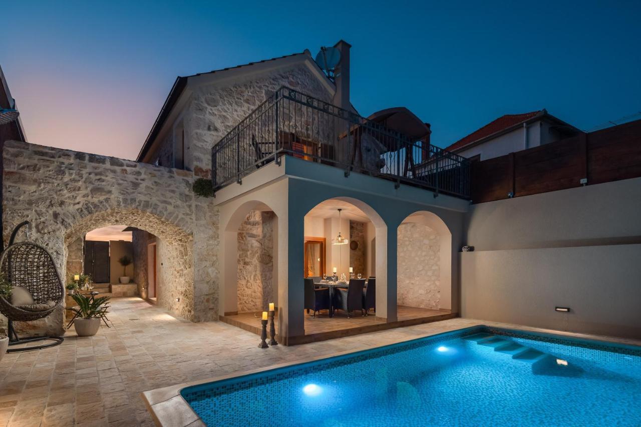 Villa Kameni Dvori Sveti Filip i Jakov Exteriör bild