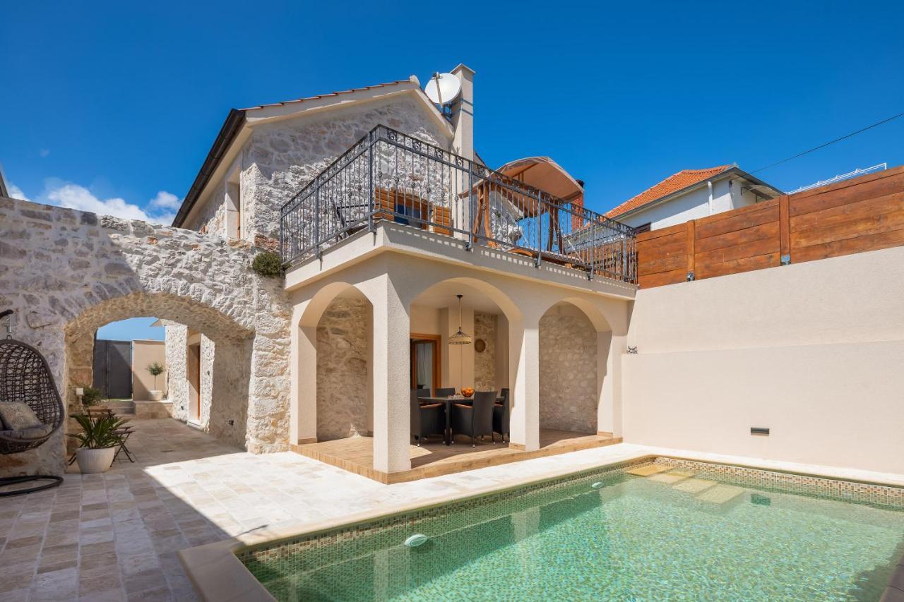 Villa Kameni Dvori Sveti Filip i Jakov Exteriör bild