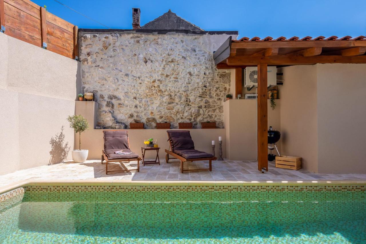 Villa Kameni Dvori Sveti Filip i Jakov Exteriör bild