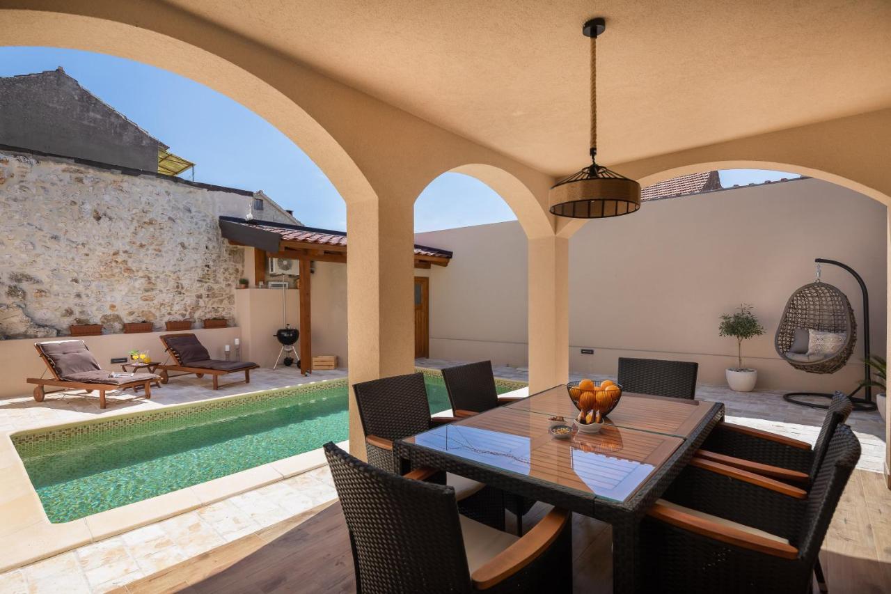 Villa Kameni Dvori Sveti Filip i Jakov Exteriör bild